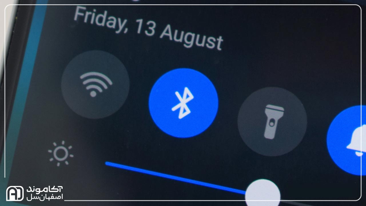 راهکار رفع مشکل بلوتوث گوشی سامسونگ- مطمئن شوید بلوتوث روشن است