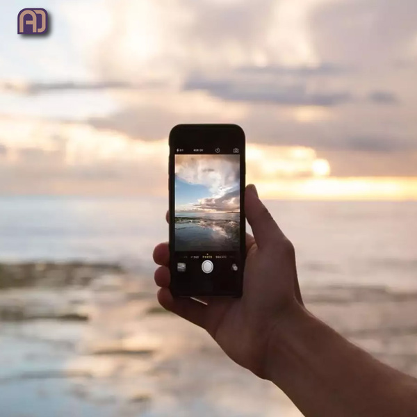 what-hurts-phone-camera-the-most چه چیزی به لنز دوربین گوشی آسیب میزند؟